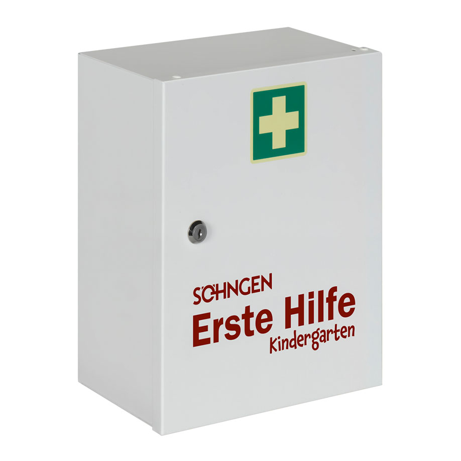 verbandschrank-kindergarten-gefuellt-anwendung