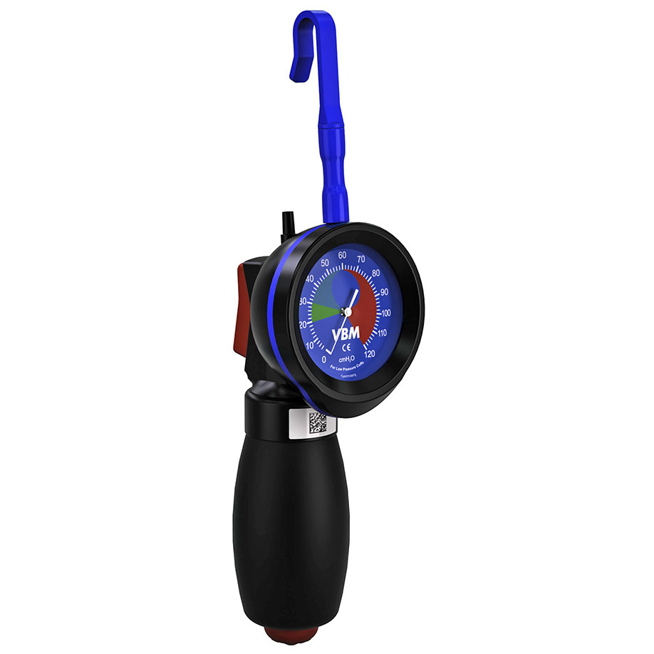 cuffdruckmessgeraet-sensitive-analog-mit-haken-anwendung
