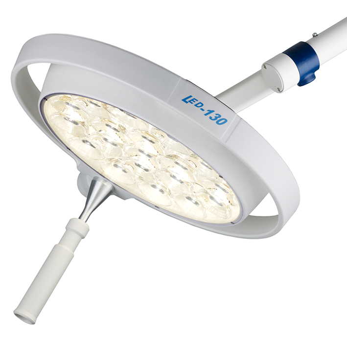 [U17031] Mach LED 130 Untersuchungsleuchte Stativmodell, auf 5-Fuß-Stativ, mit Kurzarmgelenk, inkl. Netzteil im Stativ montiert